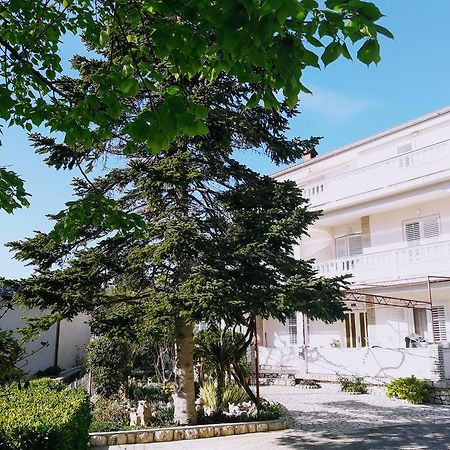 Palit Pahljina Apartments מראה חיצוני תמונה